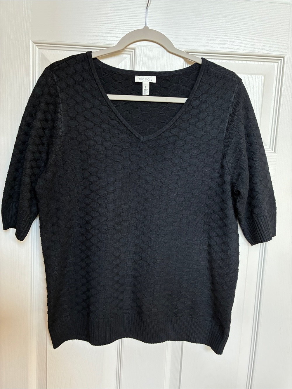 Ella Moss Black V-Neck Short-Sleeve Textured Sweater
